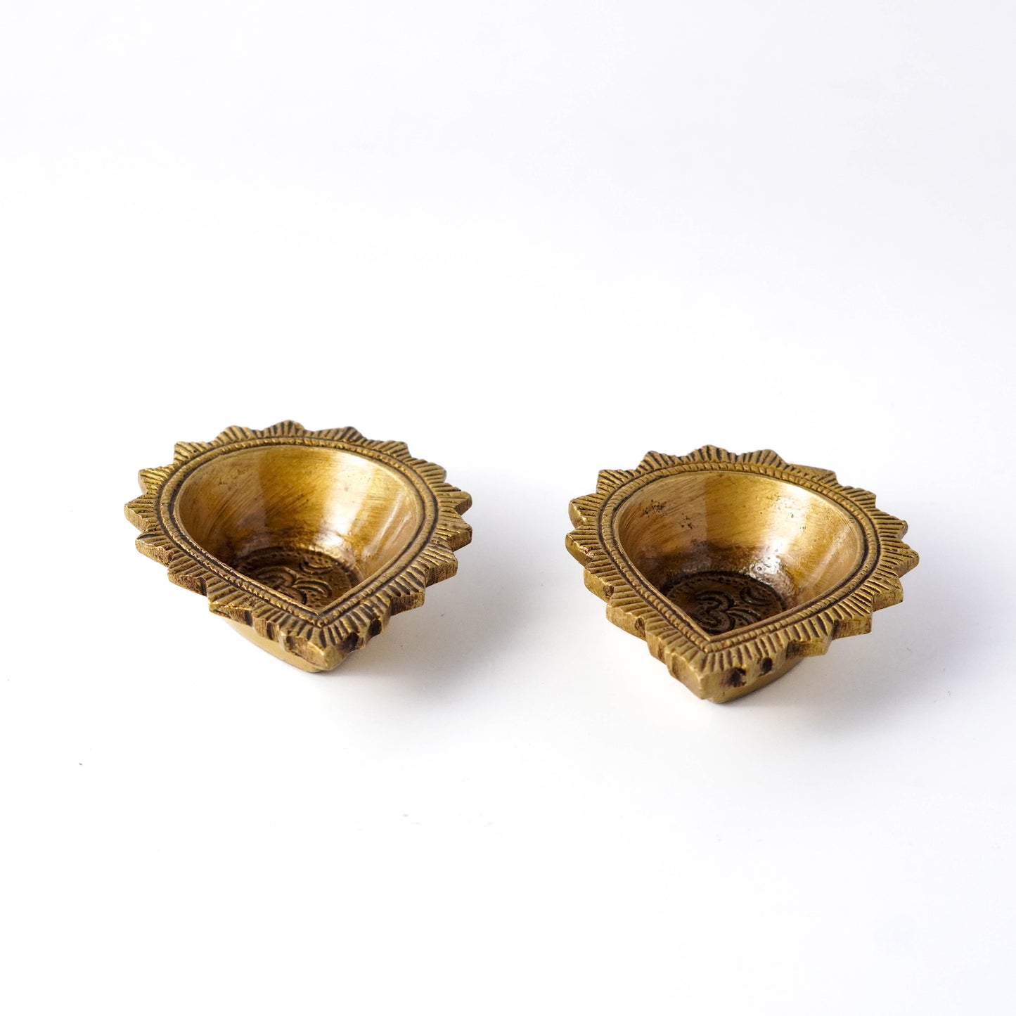 Pavitra Om Brass Diya, Puja Deepak, Set of 2 | VARYRA - VARYRA