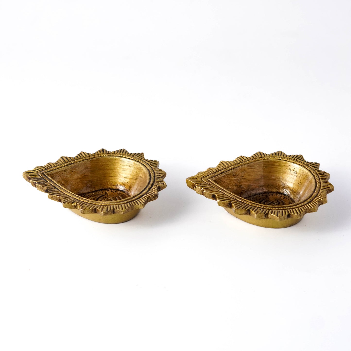 Pavitra Om Brass Diya, Puja Deepak, Set of 2 | VARYRA - VARYRA