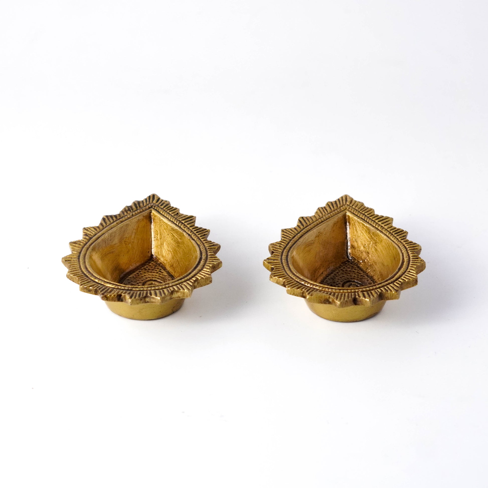 Pavitra Om Brass Diya, Puja Deepak, Set of 2 | VARYRA - VARYRA