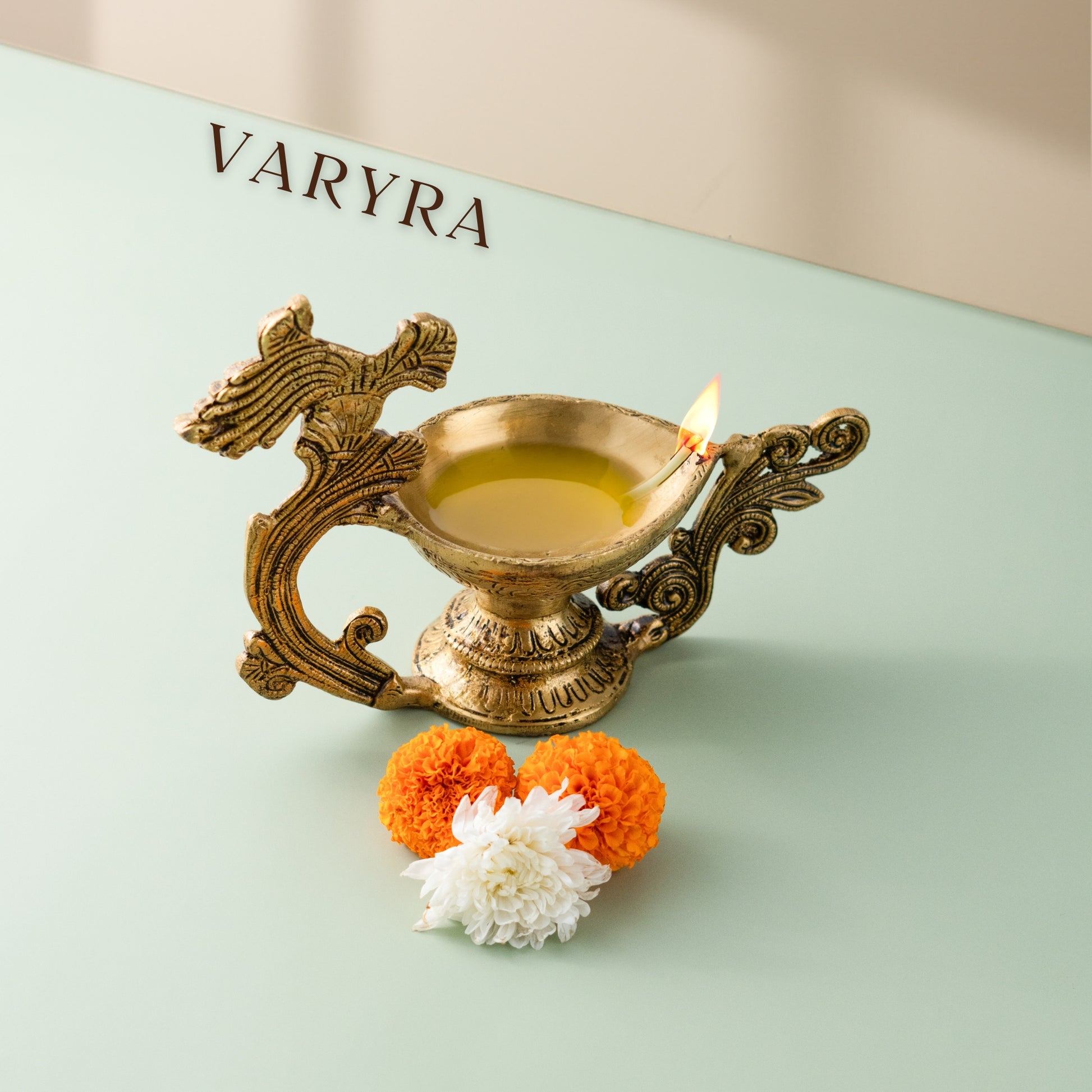 brass arti deepak handheld style by varyra