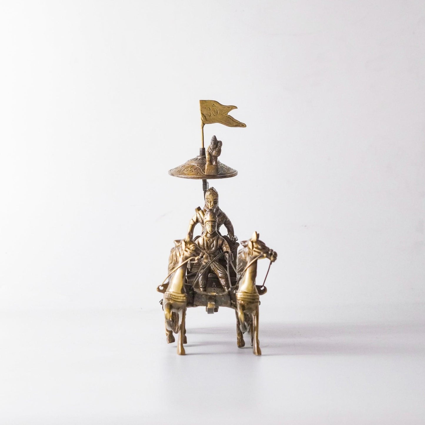 Arjuna Rath, Handmade Royal Chariot Miniature | VARYRA - VARYRA