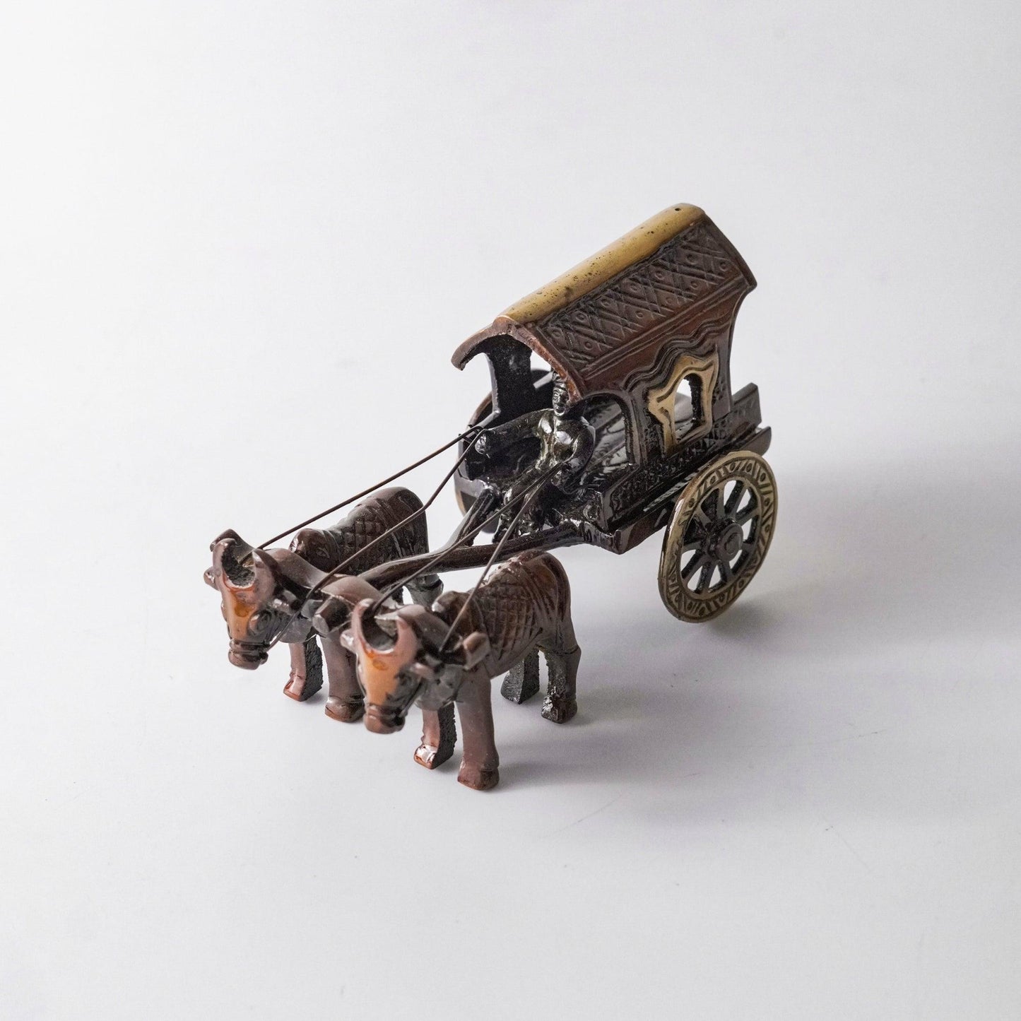 Bullock Cart Brass Showpiece, European Carriage, S | VARYRA - VARYRA