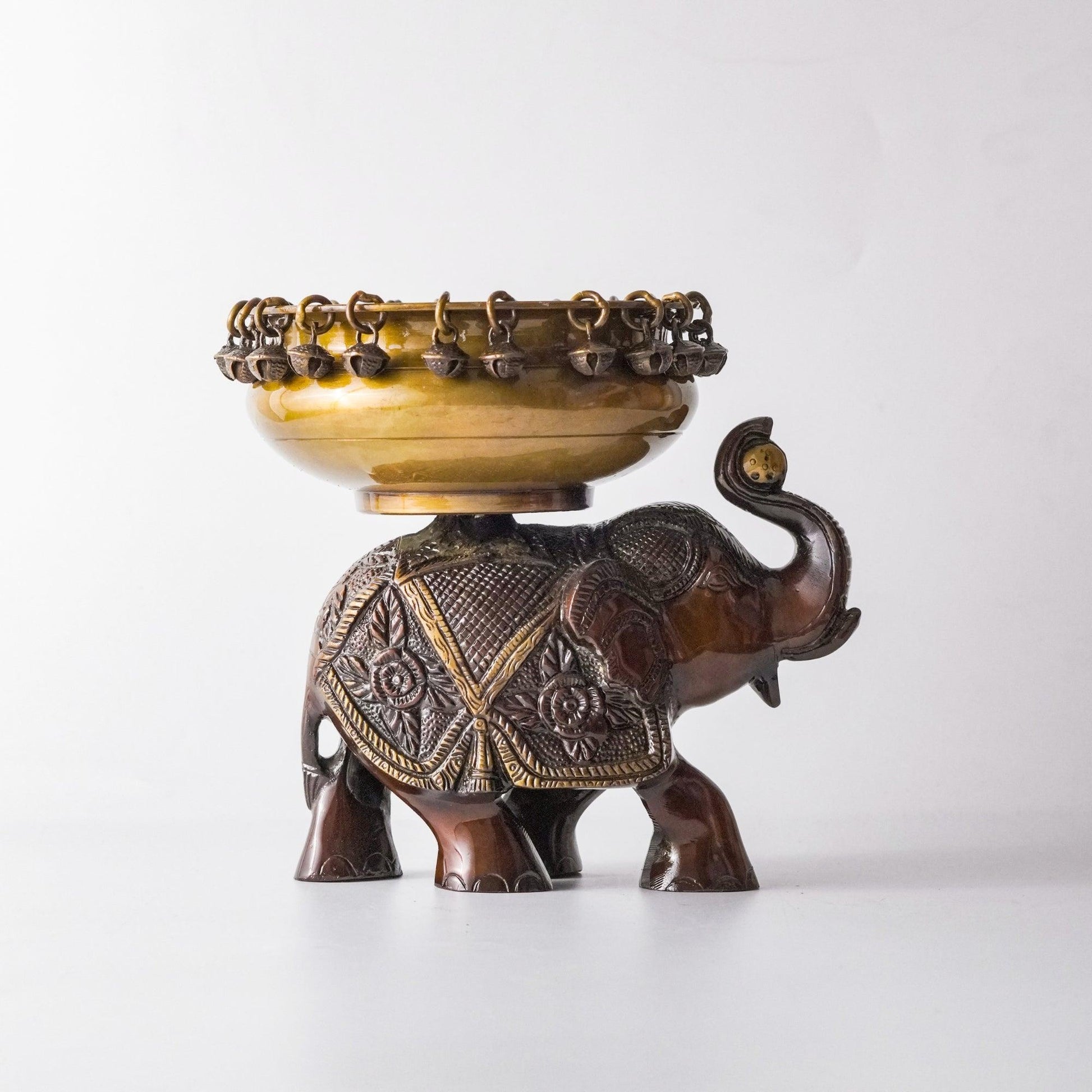 Traditional Urli Maharaja Gaj, Brass Handicraft | VARYRA - VARYRA