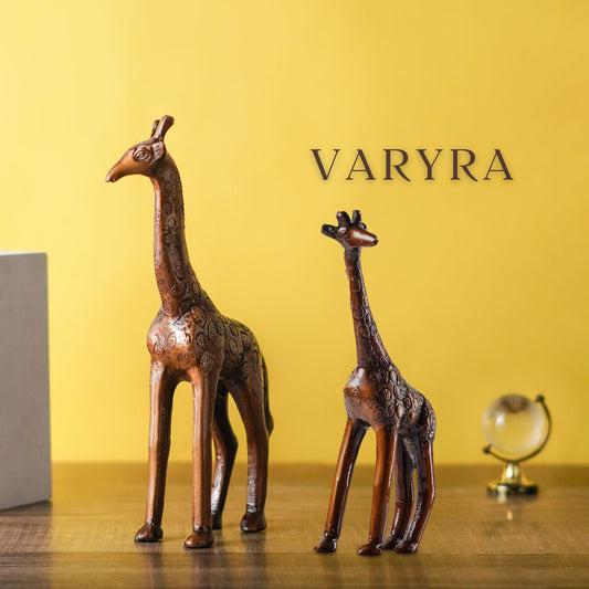 Giraffe Pair Showpiece, Vintage Animal Figurine | VARYRA - VARYRA