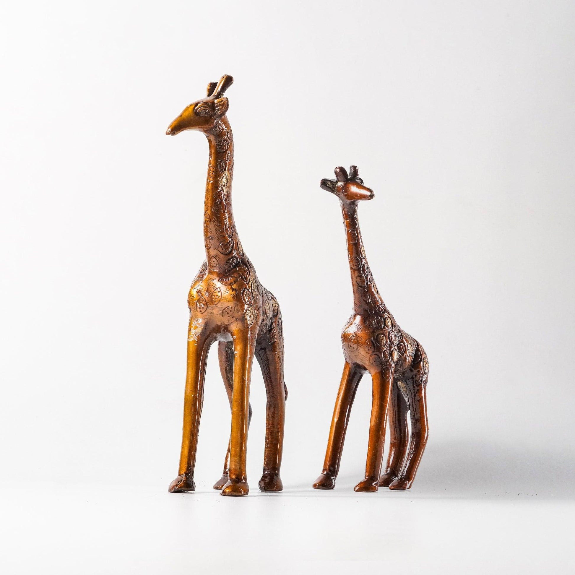 Giraffe Pair Showpiece, Vintage Animal Figurine | VARYRA - VARYRA