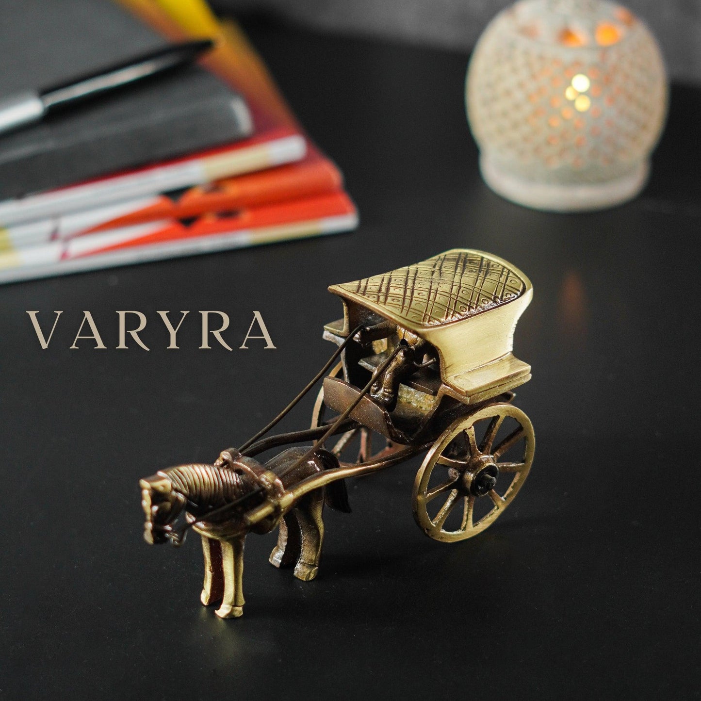 varyra horse carriage showpiece