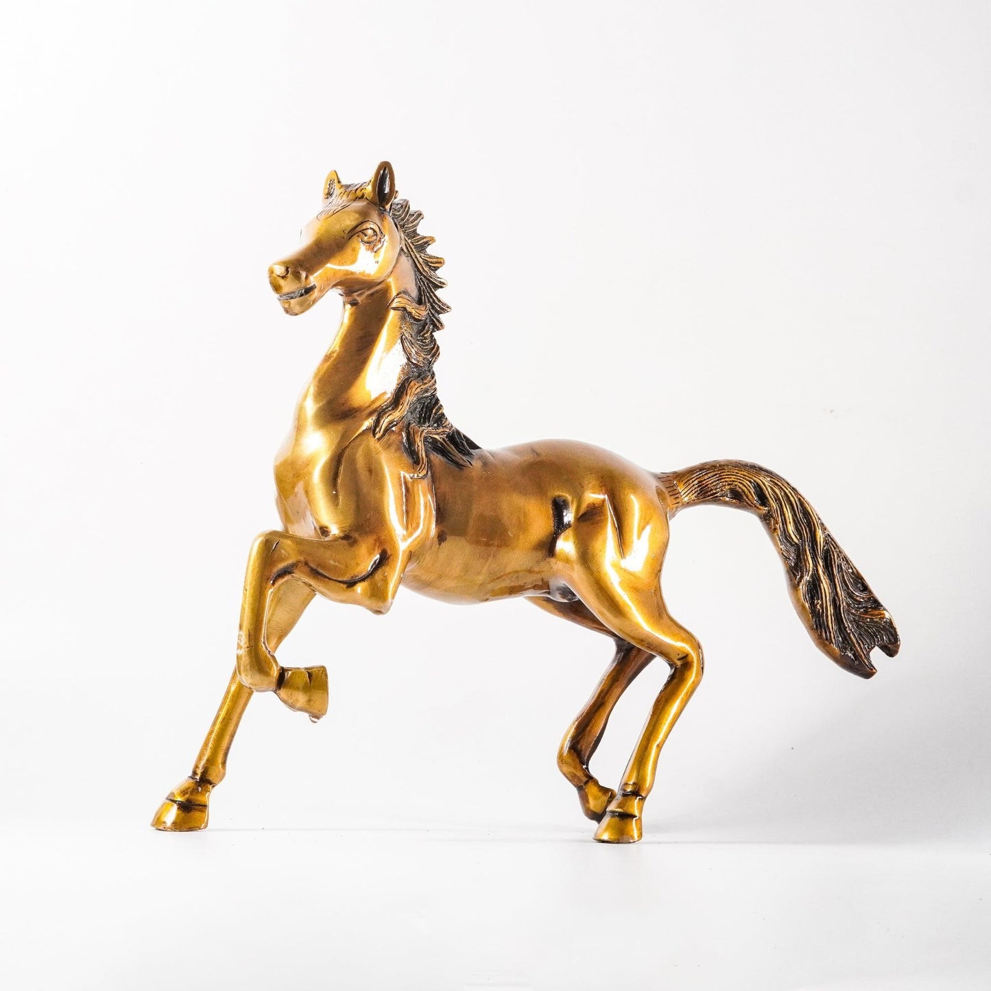 Race Horse Figurine, Antique Showpiece, Brass Metal | VARYRA - VARYRA